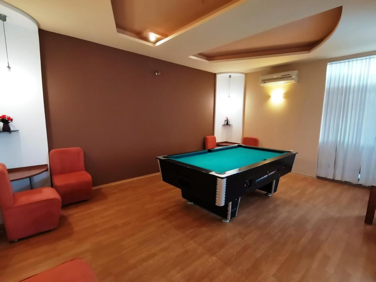 Paris Hotel Baltjik Exteriör bild